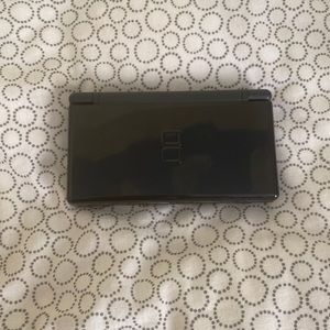 Nintendo DS Lite